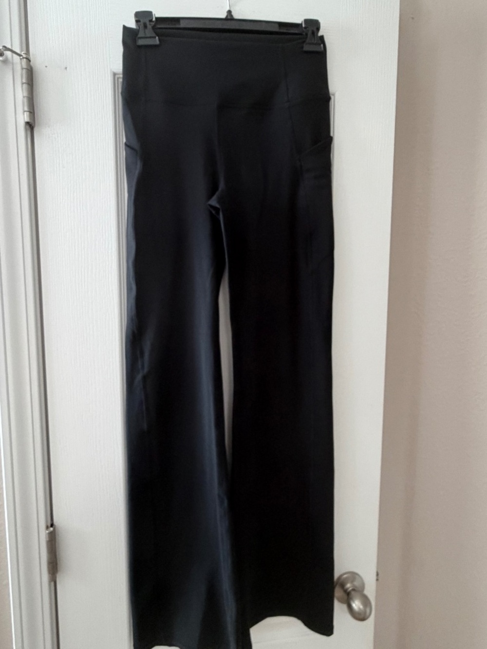 Fabletics Oasis Purelux Leggings - Medium